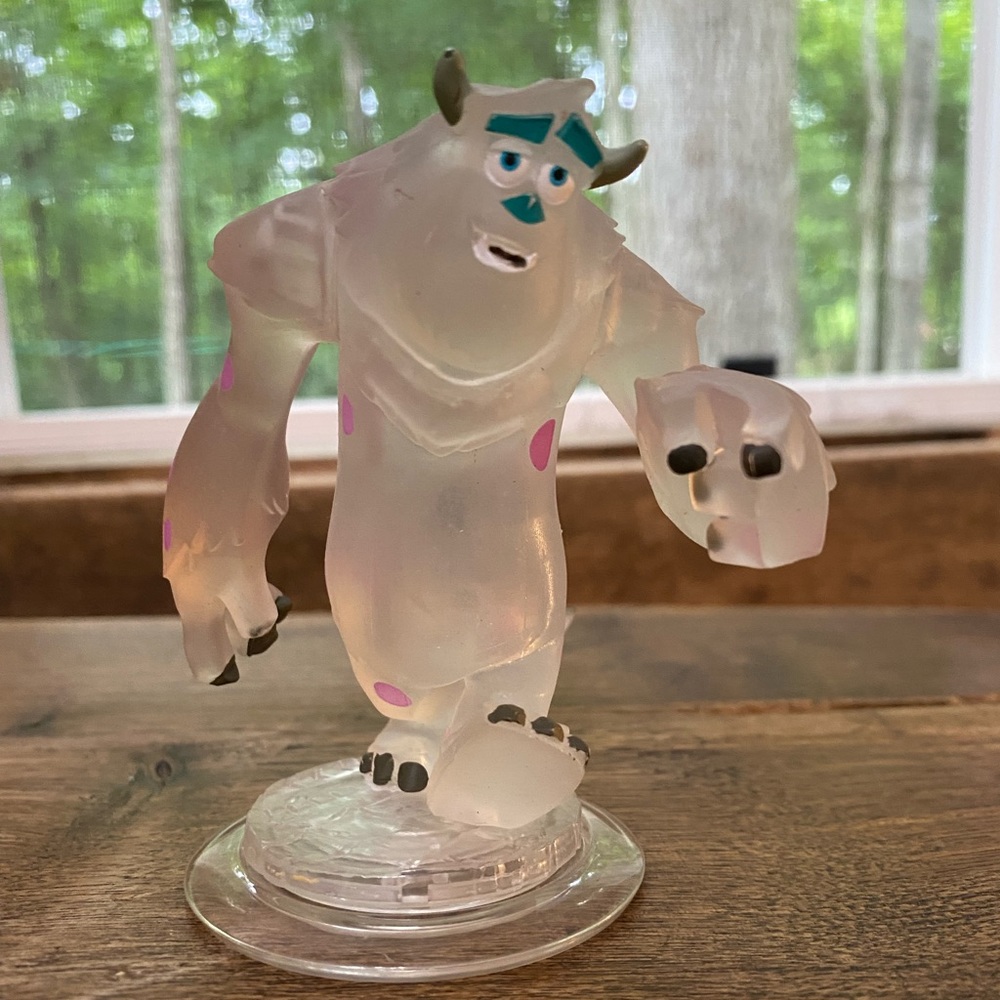 Disney infinity crystal sully game piece